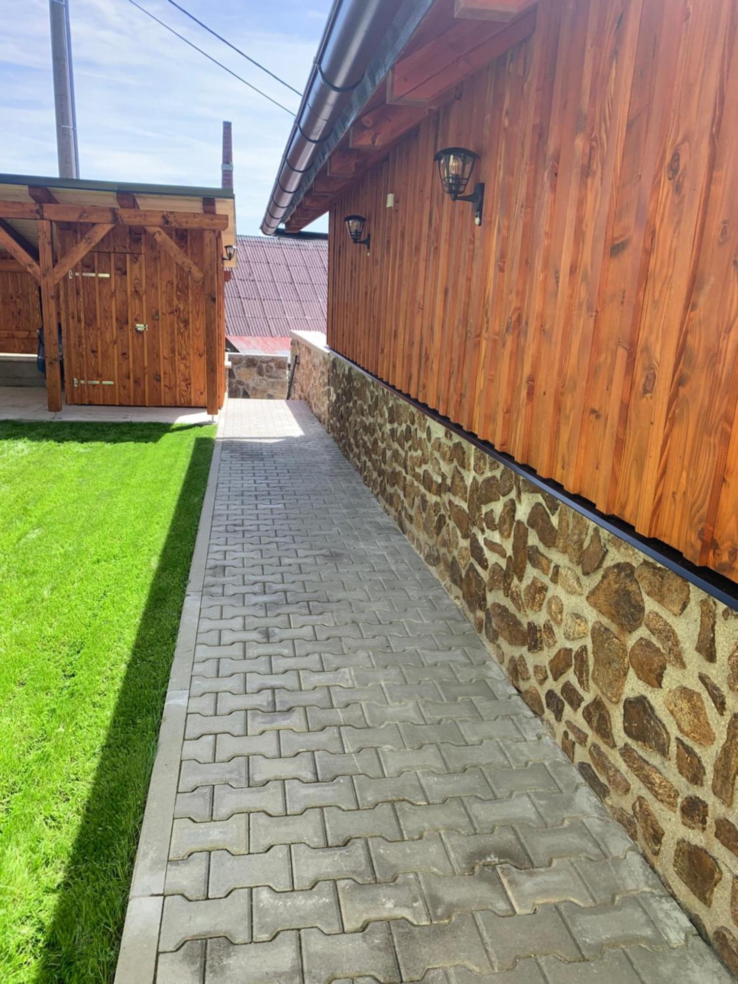 Penzion Pod Peci Lenora Екстер'єр фото